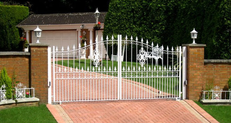 Sliding Driveway Gate Installation Oxnard